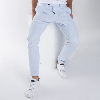 Pantalón Gunilo pana azul claro